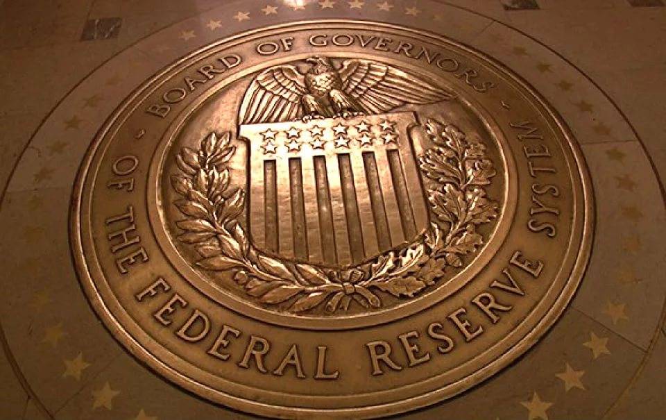 Американский ФРС разворачивает политику: доллару дали разрешение на взлет