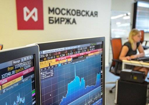 Московская биржа в будущем может отказаться от конверсии доллара