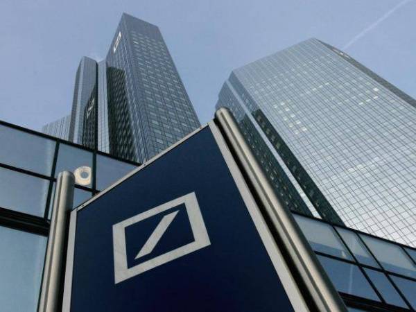 Министр финансов Германии: слухи о слиянии Deutsche Bank с Commerzbank — спекуляция Министр финансов Германии: слухи о слиянии Deutsche Bank с Commerzbank — спекуляция