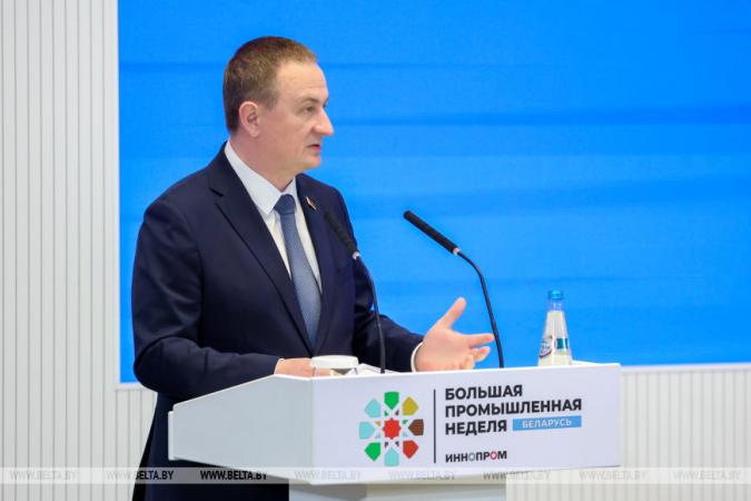 Александр Турчин назвал три ключевых тренда технологического развития. Какие именно и что они значат для Беларуси?