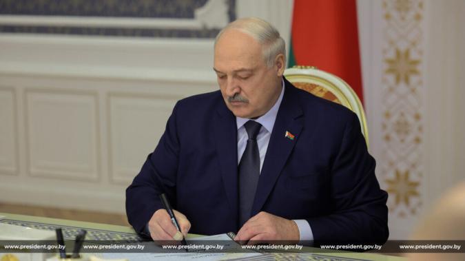 О назначении пенсий отдельным категориям граждан за работу в Украине О назначении пенсий отдельным категориям граждан за работу в Украине