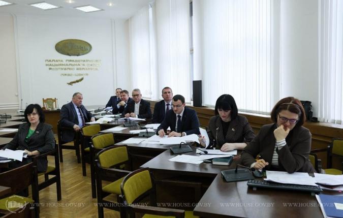 Как новые стандарты финуслуг помогут бороться с кибермошенниками, разъяснили в Нацбанке