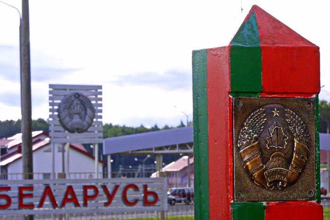 Белорусские таможенники задержали 9,5 тонн моторных масел и автозапчастей